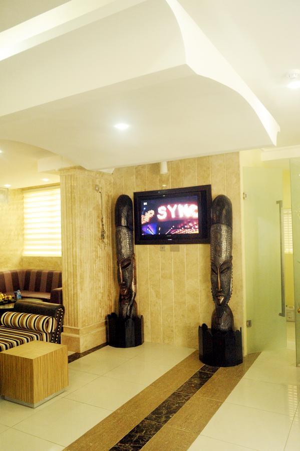 H210 Hotel Aliayabiagba Luaran gambar