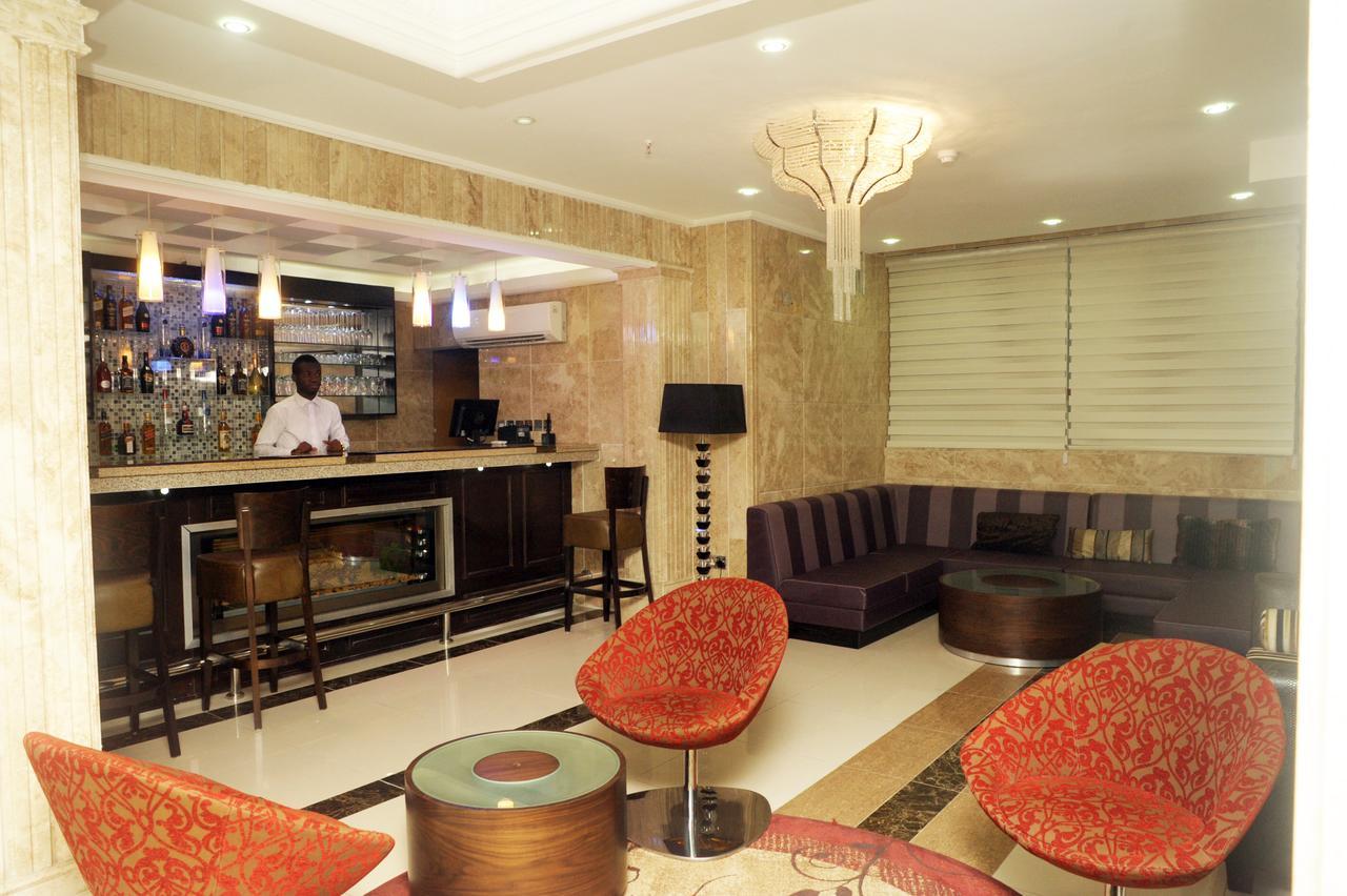 H210 Hotel Aliayabiagba Luaran gambar