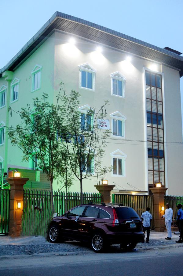 H210 Hotel Aliayabiagba Luaran gambar